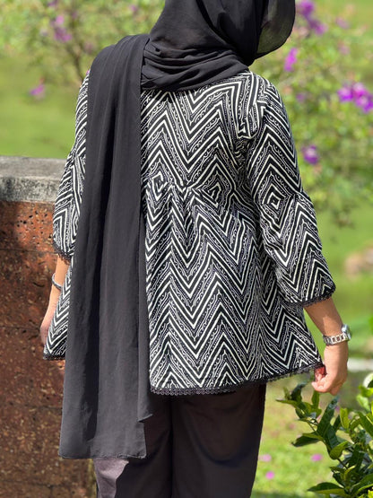 SHORT KURTHI